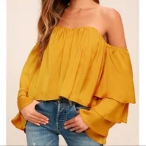 NWT Lulu’s Off The Shoulder Top